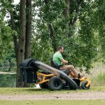 8TEN TurfBucket Twin Bagger for Cub Cadet ZT1 42–50 in Zero Turn 2018+